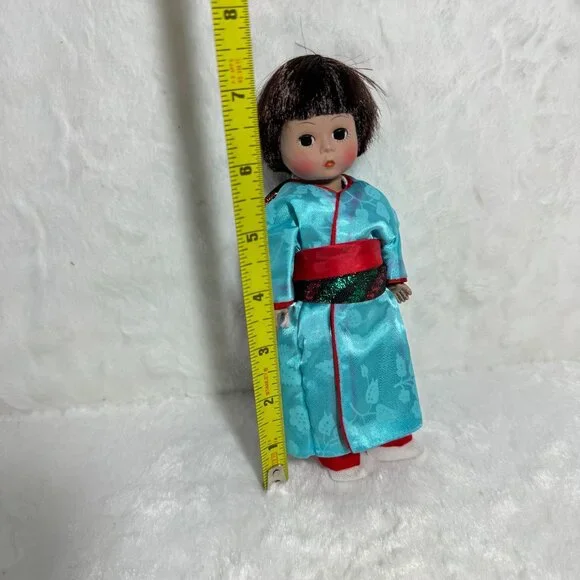 Madame Alexander Japan Doll In Blue Kimono Vintage Collectible - Picture 4 of 5